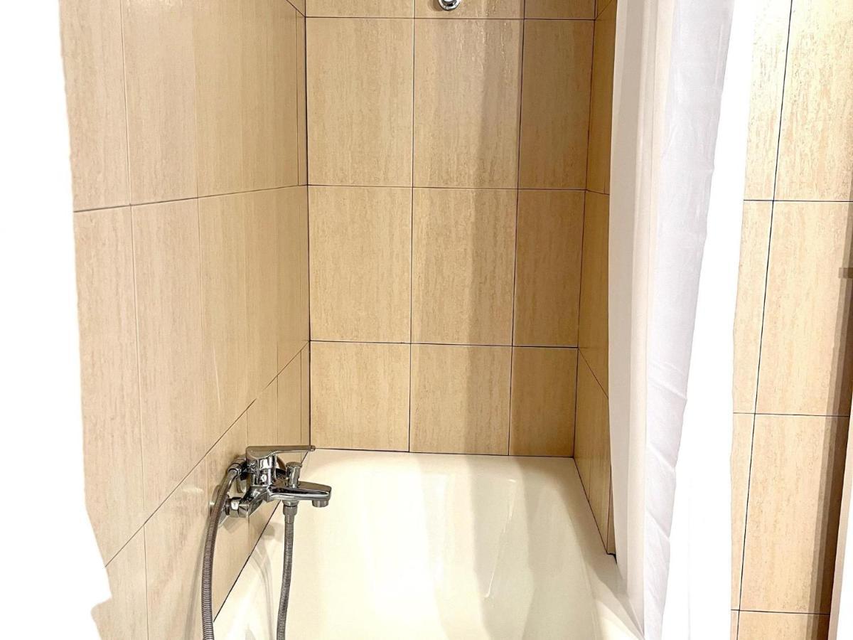 Apartbeach Cye 6 Climatizado Y Junto Playa Salou Exteriör bild